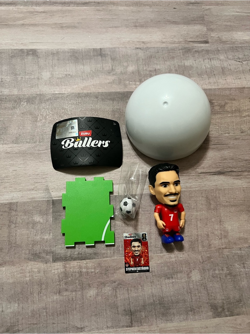 Zuru Ballers World Cup FIFA 2026 Figurine Figure Stephen Eustaquio Canada